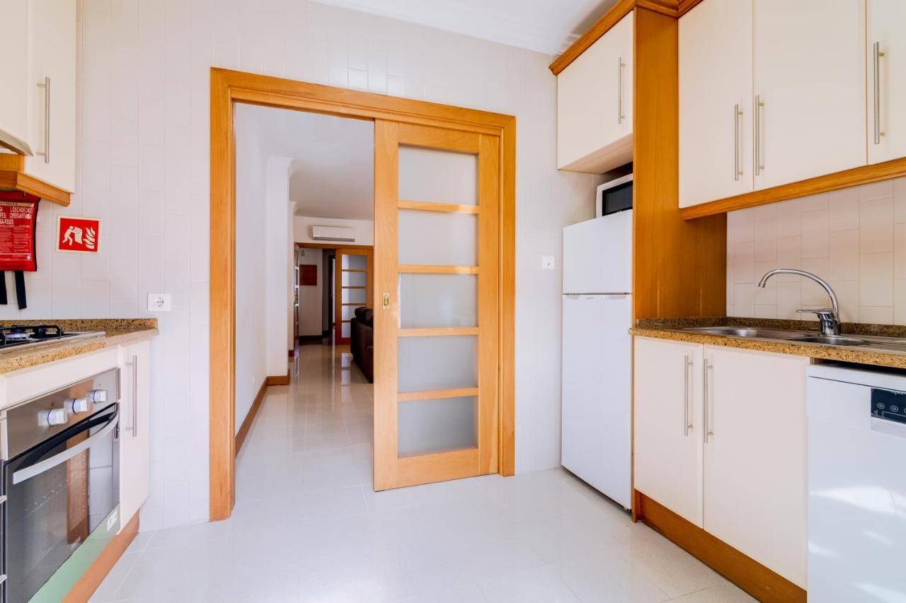 Al- Apartamentos Novos Vista Mar Quarteira Bagian luar foto