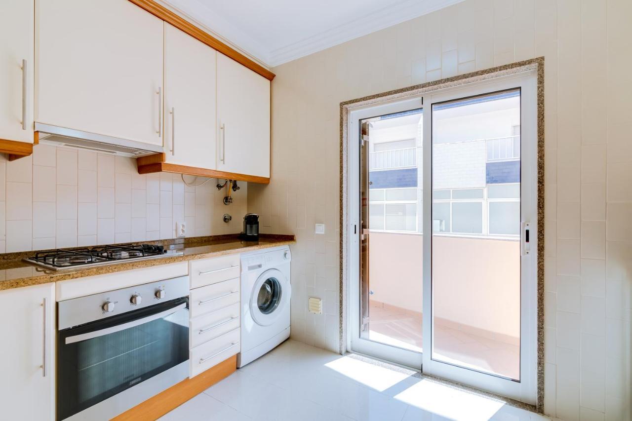 Al- Apartamentos Novos Vista Mar Quarteira Bagian luar foto