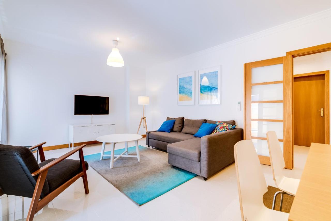 Al- Apartamentos Novos Vista Mar Quarteira Bagian luar foto