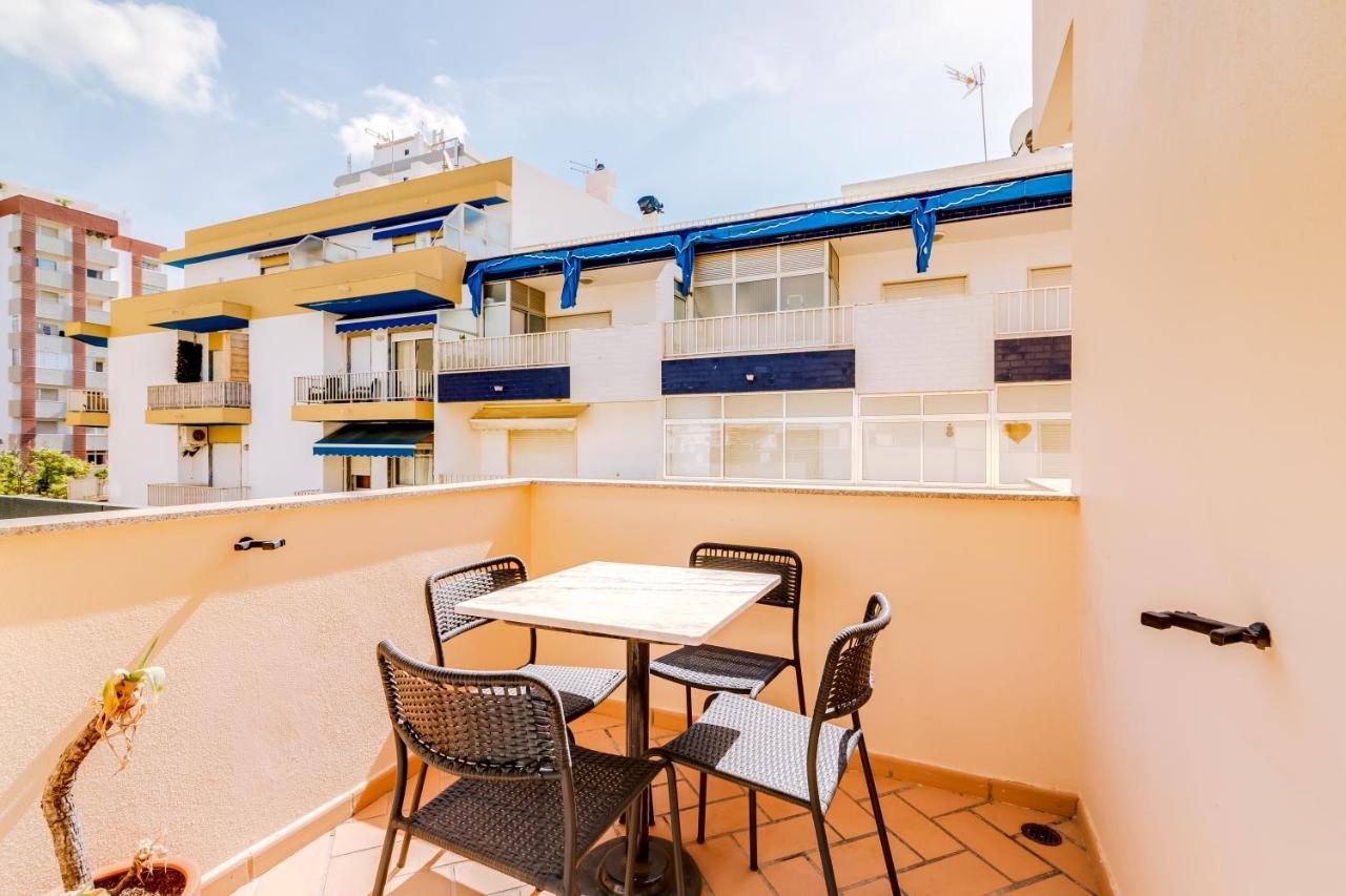 Al- Apartamentos Novos Vista Mar Quarteira Bagian luar foto